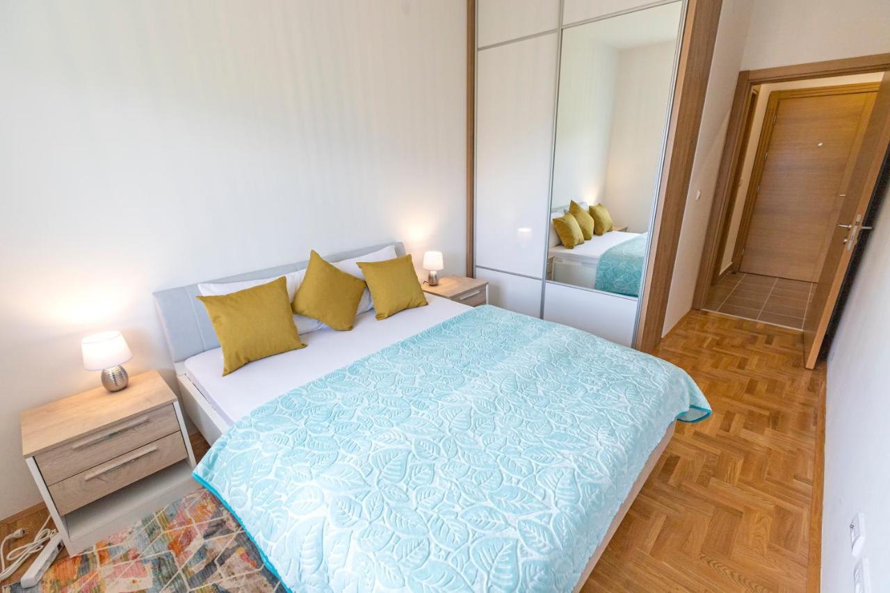 Piskalina Apartment Tivat Eksteriør billede